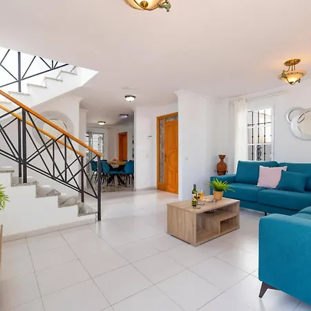 Helena By Βίλα Πουέρτο Ντελ Κάρμεν