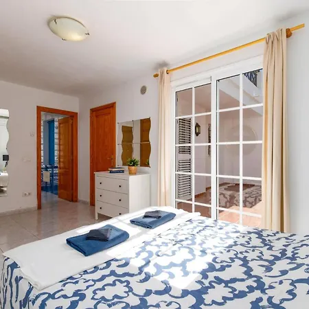 Villa Helena By Puerto del Carmen (Lanzarote)