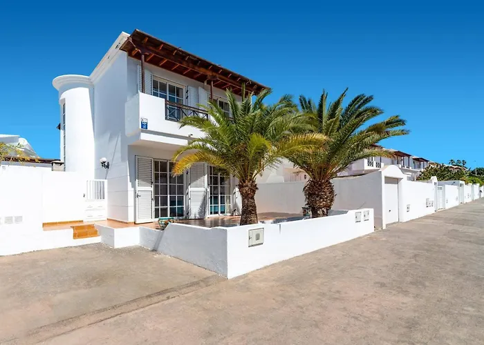 Villa Helena By Puerto del Carmen (Lanzarote)